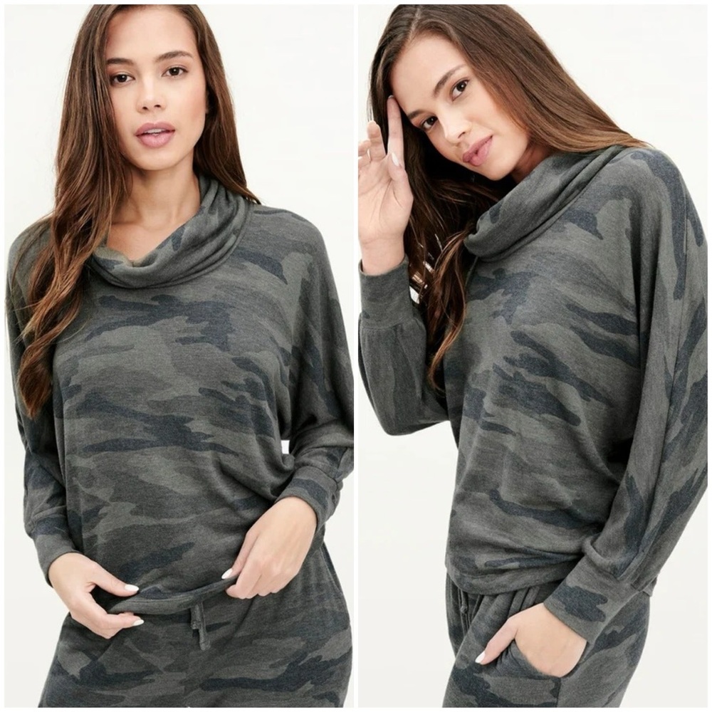 Splendid Supersoft Camo Cowl Pullover